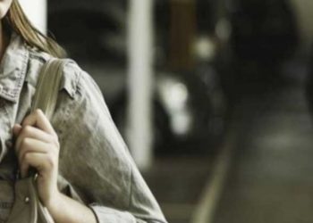 24-vjeçarja në Lezhë në tension, policia në kërkim të personit që e përndoqi me makinë dhe publikoi informacionet e saj personale në rrjetet sociale.