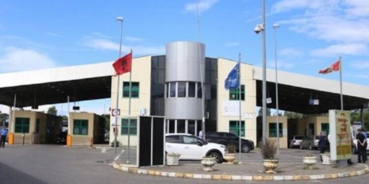 33-vjeçari arrestohet në Muriqan, pasi u përpoq të largohej nga Shqipëria për të shitur drogë