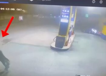 35-vjeçari në Tiranë kapet pas vjedhjes së një automjeti dhe përplasjes së dy makinave të tjera të parkuara gjatë tentativës për t'u larguar.