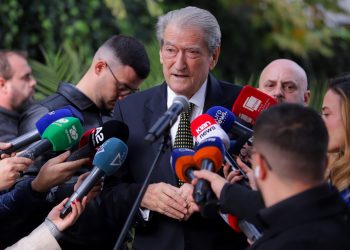 21 Janari/ Berisha: Grupit parlamentar të PD nuk i ka ardhur asnjë fletëthirrje! Të vësh dorën në zjarr për Peleshin, të digjet dora dhe trupi