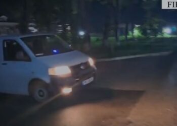 57-vjeçari në Fier, i dënuar më parë për vrasje, kapet në flagrancë duke u lëvizur i armatosur dhe arrestohet.