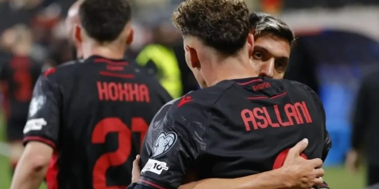 ANALIZA / Pas dhjetë vjetësh, Shqipëria përsëri përpara Serbisë, nga kualifikimi i parë në Europian deri në play-off-in e parë historik për Botëror.