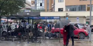 Abuzimi në tenderët e projekteve ‘Llogarja’ dhe ‘Unaza e Madhe’/ Zv.kryeministrja Balluku në GJKKO për rreth dy orë në seancë.