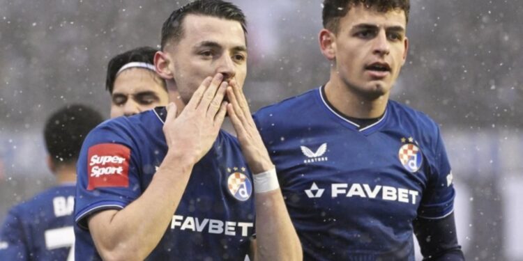 Arbër Hoxha vazhdon të impresionojë në Kroaci, arrin të shënojë 2 gola në ndeshjen përballë Varazdinit.