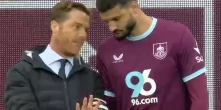 Armando Broja vazhdon të përballet me vështirësi, pasi as në ndeshjen e së shtunës ndaj West Ham-it nuk e gjen veten si lojtar i zgjedhur.