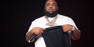 Arrestohet reperi i njohur në të njëjtën ditë kur merr nominimin e tij të parë për Grammy, nga suksesi në përballjet me ligjin.