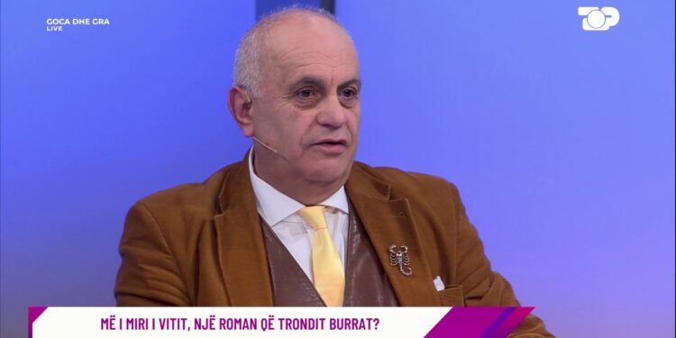 Artan Fuga, i shpallur “Autori më i mirë i vitit”, ndan mendimet e tij mbi romanin që preku thellë familjen.