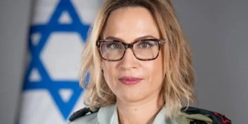 Avokatja e ushtrisë izraelite jep dorëheqjen pas publikimit të disa videove që tregojnë përdhunimin e një grupi të burgosurish palestinezë.