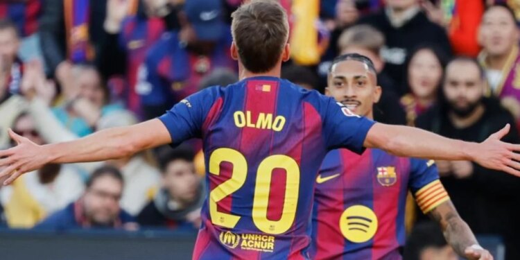 Barcelona përmbys Alavesin me golat e Yamal dhe Dani Olmos, duke kapur kreun e La Ligës.