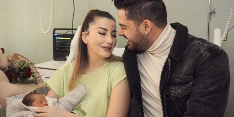 Bashkëshortja e Shpat Kasapit reagoi me dhimbje: 'E le Roelin jetim, o Shpat... Pse u ndave nga jeta në krahët e mi?!'