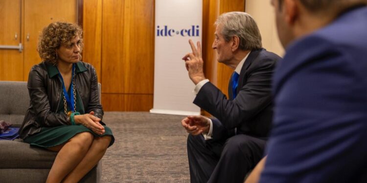 Berisha ndan detaje nga takimi me sekretaren e Përgjithshme të EPP: Biseduam mbi demokracinë dhe sundimin e ligjit.