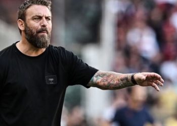 De Rossi po kthehet në pankinë, ish-kapiteni i Romës afër marrjes së drejtimit të klubit italian