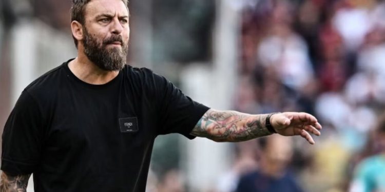 De Rossi po kthehet në pankinë, ish-kapiteni i Romës afër marrjes së drejtimit të klubit italian