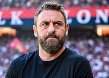 De Rossi rikthen karrierën si trajner te Genoa, aty ku e kishte lënë.