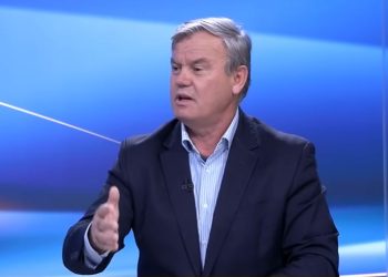 "Deputetët e PD në Kuvend, me automjete prej 150 mijë eurosh"; Nikoll Lesi në "Shqipëria Live": 'U konfirmua se Rama nuk i zotëron të gjitha pushtetet, sfida për demokracinë qëndron te opozita'