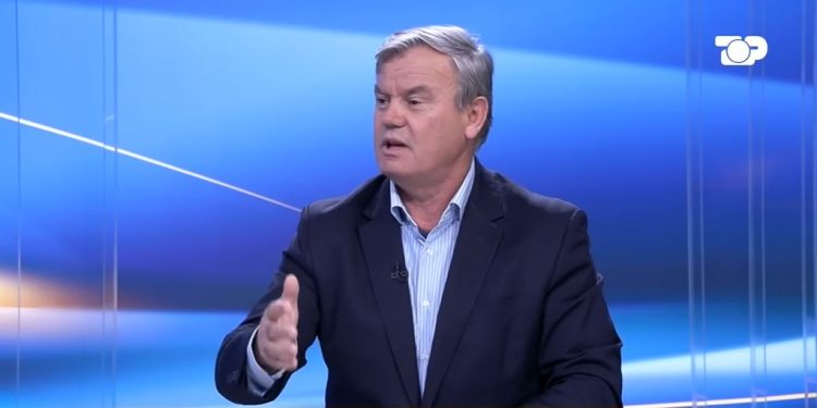 "Deputetët e PD në Kuvend, me automjete prej 150 mijë eurosh"; Nikoll Lesi në "Shqipëria Live": 'U konfirmua se Rama nuk i zotëron të gjitha pushtetet, sfida për demokracinë qëndron te opozita'