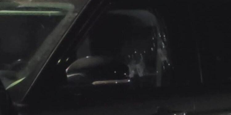 Detaje mbi vrasjen në Elbasan: Biznesmeni u qëllua me tre plumba sapo doli nga zyra dhe u fut në automjet.