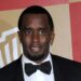 Diddy feston Ditën e Falënderimeve në qeli, duke ofruar një vakt për rreth 1,000 të burgosur të tjerë.