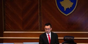 Diskutimet përfundojnë, por seanca vazhdon/ Kryetari i Kuvendit të Kosovës bëri thirrje për bashkëpunim mes subjekteve politike: Të mblidhemi dhe të miratojmë ligjet e rëndësishme për vendin.