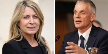 Drejtori i përgjithshëm dhe CEO i BBC dorëhiqen pas redaktimit të gabuar të një fjalimi të Trumpit.