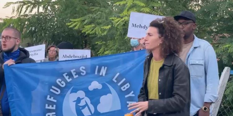 Dy vjet pas marrëveshjes Shqipëri-Itali për emigrantët, aktivistët protestojnë sot në Gjadër, duke kërkuar mbylljen e plotë.