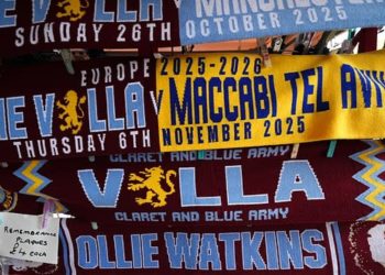 Europa League përballet me kritika, akuza diskriminimi ndaj hebrenjve pas vendimeve të marra nga një klub anglez dhe autoritetet policore britanike.