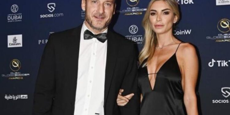 Francesco Totti dhe Noemi Bocchi nën hetim, fëmijët minorenë të lënë pa mbikëqyrje…