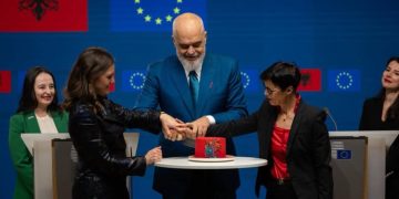 Hapja e grupit të fundit të negociatave, Spiropali: Kurorëzimi i një dekade reformash të rëndësishme, një perspektivë e re për sfida dhe mundësi.