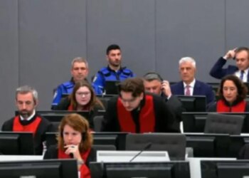 Hashim Thaçi uron Shqipërinë nga Gjykata e Hagës: Ish-presidenti thekson se sot nuk duhej të kishte seancë për të, pasi është një festë për të gjithë shqiptarët.