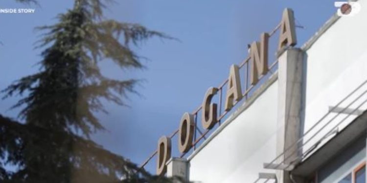 Historia e Brendshme/ Alarmi: Mijëra ton mbetje spitalore në rrugë të panjohura! A janë kontrabanduar? Sfidat e institucioneve përballë një situate kontradiktore.