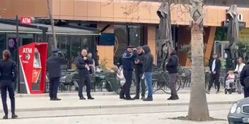 IKMT, IMT dhe Policia Bashkiake rikthehen në Lungomare për të liruar hapësirat publike.