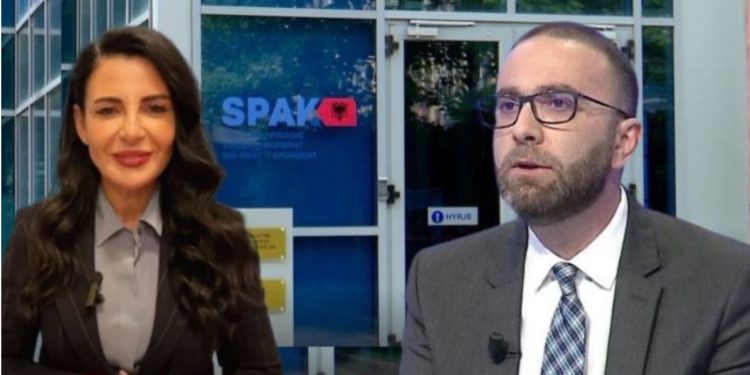 “E quante Ramën ‘Palloshi i gjatë’ në mesazhe”/ Bardhi: E pandehura Belinda Balluku, kandidate për banore e Burgut të Grave në Pojskë