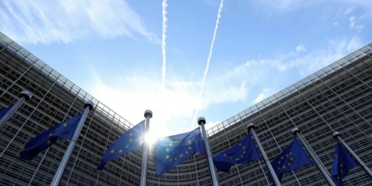 “Kontroll më i fortë financiar në buxhetim e punësim publik”/ Progres-raporti i BE: Shqipëria mesatarisht e përgatitur në Reformën e Administratës Publike