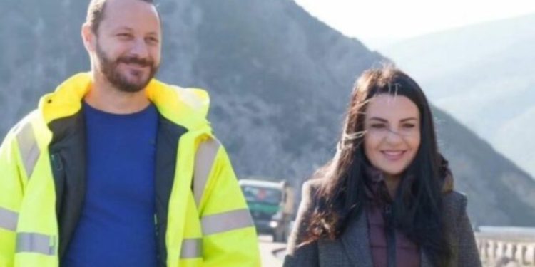 “Gjallë e paska nënën?”/ Balluku dhe Berberi tallen me pronarin e ASL: Mbaro kontratën! Dua të vë para përgjegjësisë “mustaqen”