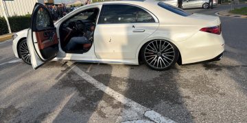 U bë shoshë nga plumbat, makina anti-blind që u vra krahu i djathtë i Shullazit i përket Elvis Kosovës