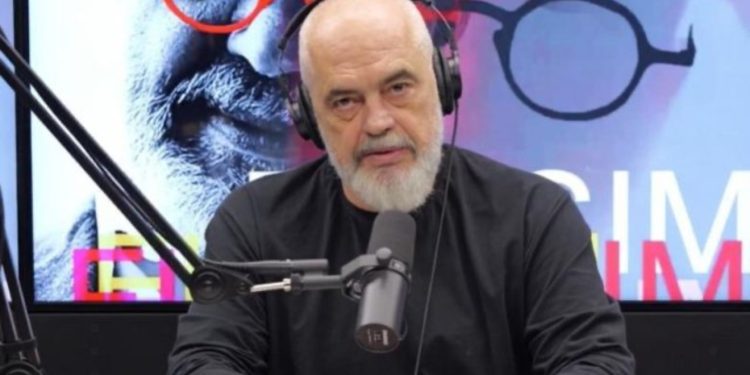 “Po nuk bëre gjë për të tjerët, e ke vendin në ferr”/ Rama tregon historinë me gjyshen: Do takosh shumë njerëz në jetë, por…