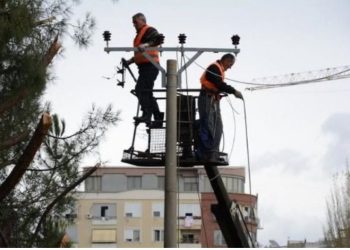 Moti i keq, ikën energjia elektrike dhe uji i pijshëm në Roskovec