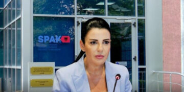 U pezullua nga detyra dhe iu bllokua pasaporta/ “Rrezikon të arratiset”, GJKKO sqaron masat për Ballukun: Mund të prishë provat