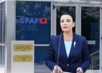 Paratë ndaheshin me sms nga Balluku/ ‘Dua që mustaqen turk, ta vej para përgjegjësisë’. Burimi në SPAK: Historia e Belës, si puna e thesit të miellit