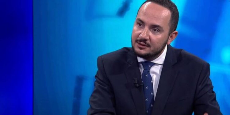 Salianji: Regjimet nuk bien pa lëvizje të brendshme, opozita duhet të ringrihet