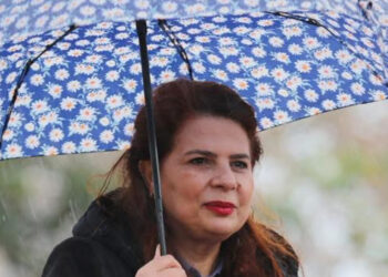 116 punonjës të rinj në ditën e parë/ Skandali i kryebashkiakes së Vlorës Bruna Mersini trondit qytetin!