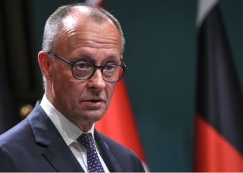 Industria gjermane e çelikut përballet me rrezik kolapsi, Merz convokon samit urgjent në Berlin.