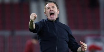 Ish-ylli i Premier League synon një rikthim në futbollin anglez, duke u bërë trajner i klubit ku e nisi karrierën si lojtar.