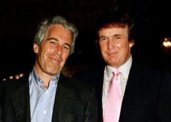 Jeffrey Epstein dërgon e-mail Donald Trump-it, Presidenti amerikan reagon: Ai ishte një demokrat, pyesni Bill Clintonin për të.