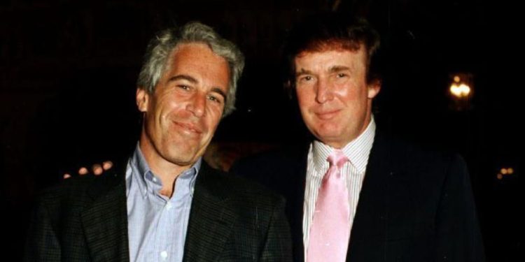 Jeffrey Epstein dërgon e-mail Donald Trump-it, Presidenti amerikan reagon: Ai ishte një demokrat, pyesni Bill Clintonin për të.