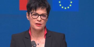 “Jemi në kërkim të partnerëve si ju”, thotë Kos: Shqipëria vazhdo me këtë ritëm, ne po ndërtojmë një shtëpi për ju në Evropë.