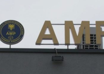 “Jep 60 mijë lekë për të hequr makinën nga pika e bllokimit”/ AMP së bashku me SPAK arrestojnë një punonjës policie.