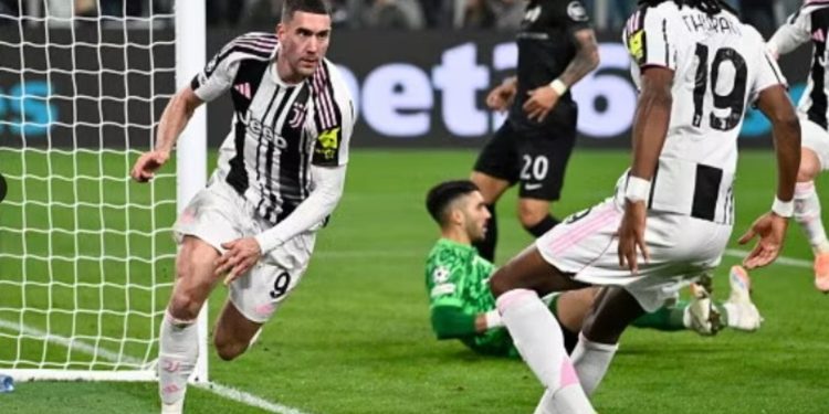 Juventus dhe Vlahovic, mundësia për rinovim rihapet, por koha është armiku i tij.