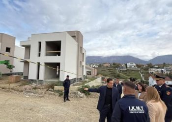 Kantieri në zonën e Farkës është pezulluar përtej lejes së ndërtimit; Bashkia e Tiranës apelon për respektimin e ligjit dhe urbanistikës.