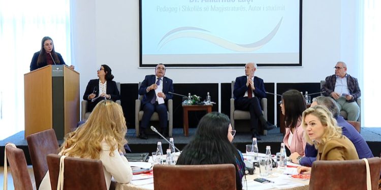 Konferencë Kombëtare mbi Drejtësinë për Fëmijët: Fokus në Të Miturit që Shkelin Ligjin dhe Procesin e Rehabilitimit të Tyre